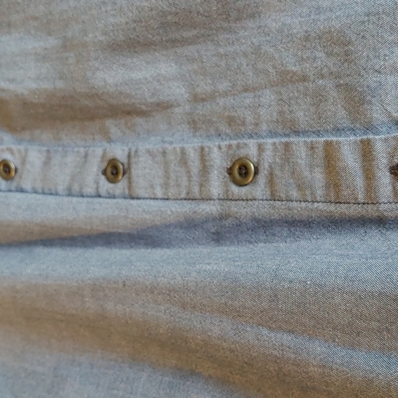 St. John's Bay Woman Button Down Ling Sleeve Denim Top Size 2X - Picture 8 of 12